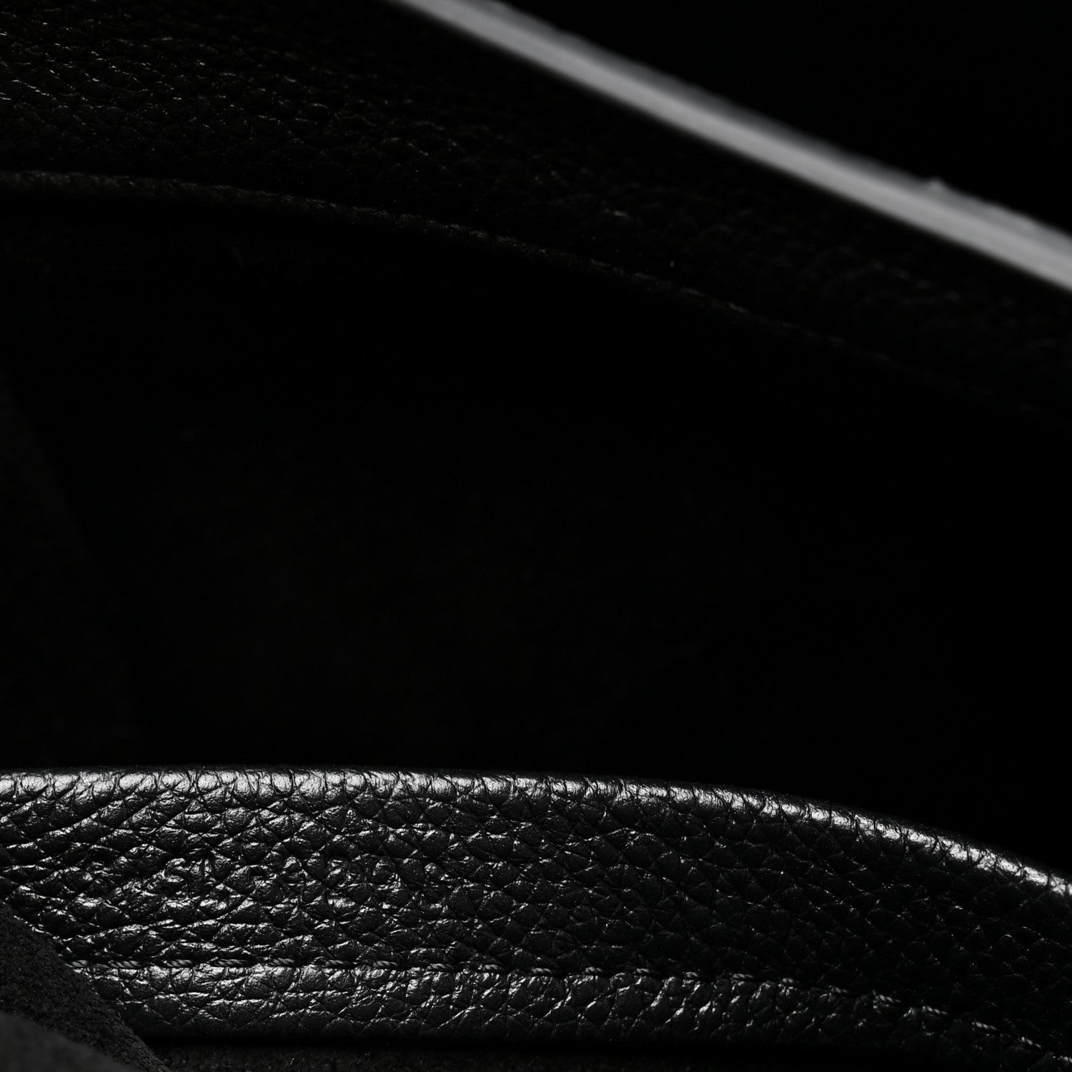 Supple Grained Calfskin Medium Soft 16 Bag Black
