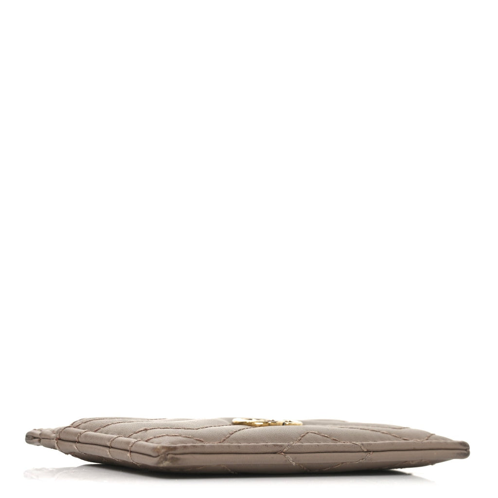 Calfskin Matelasse GG Marmont  Holder Porcelain Rose