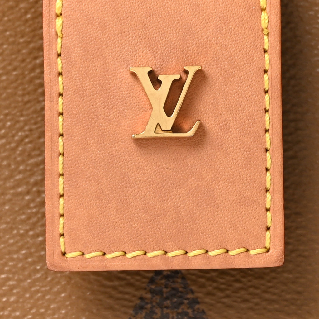 Reverse Monogram Giant Boite Chapeau Souple