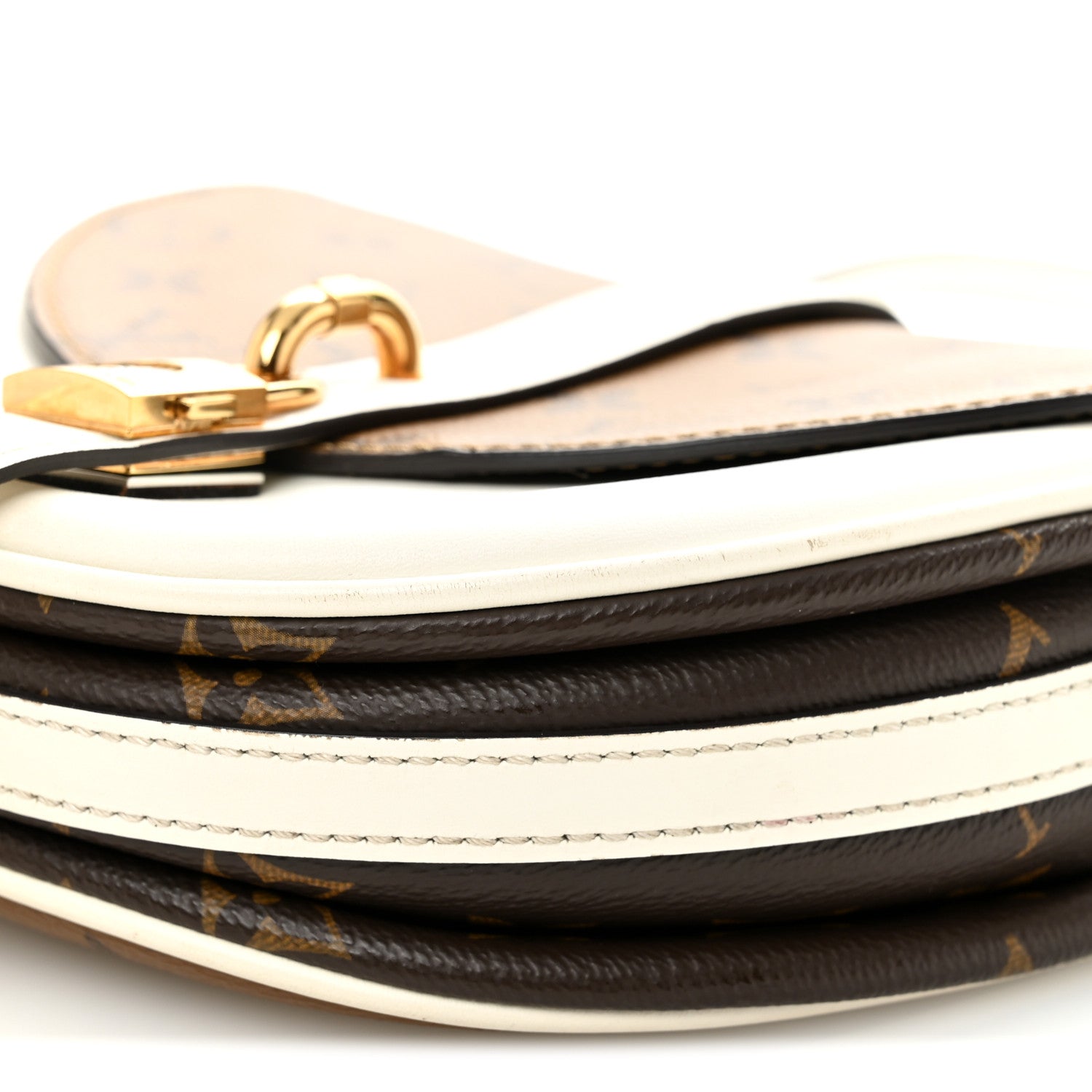 Reverse Monogram Chantilly Lock White