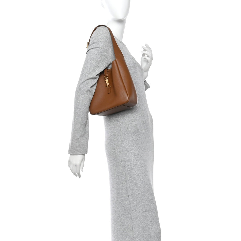 Smooth Calfskin Small Le 5 A 7 Soft Hobo Fox