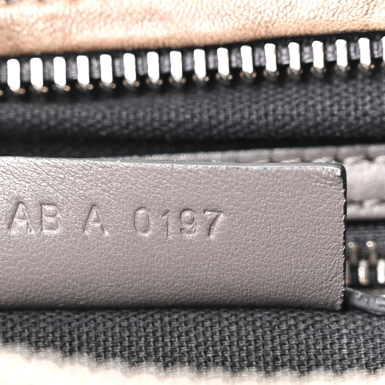 Tumbled Sheepskin Medium Pandora Charcoal