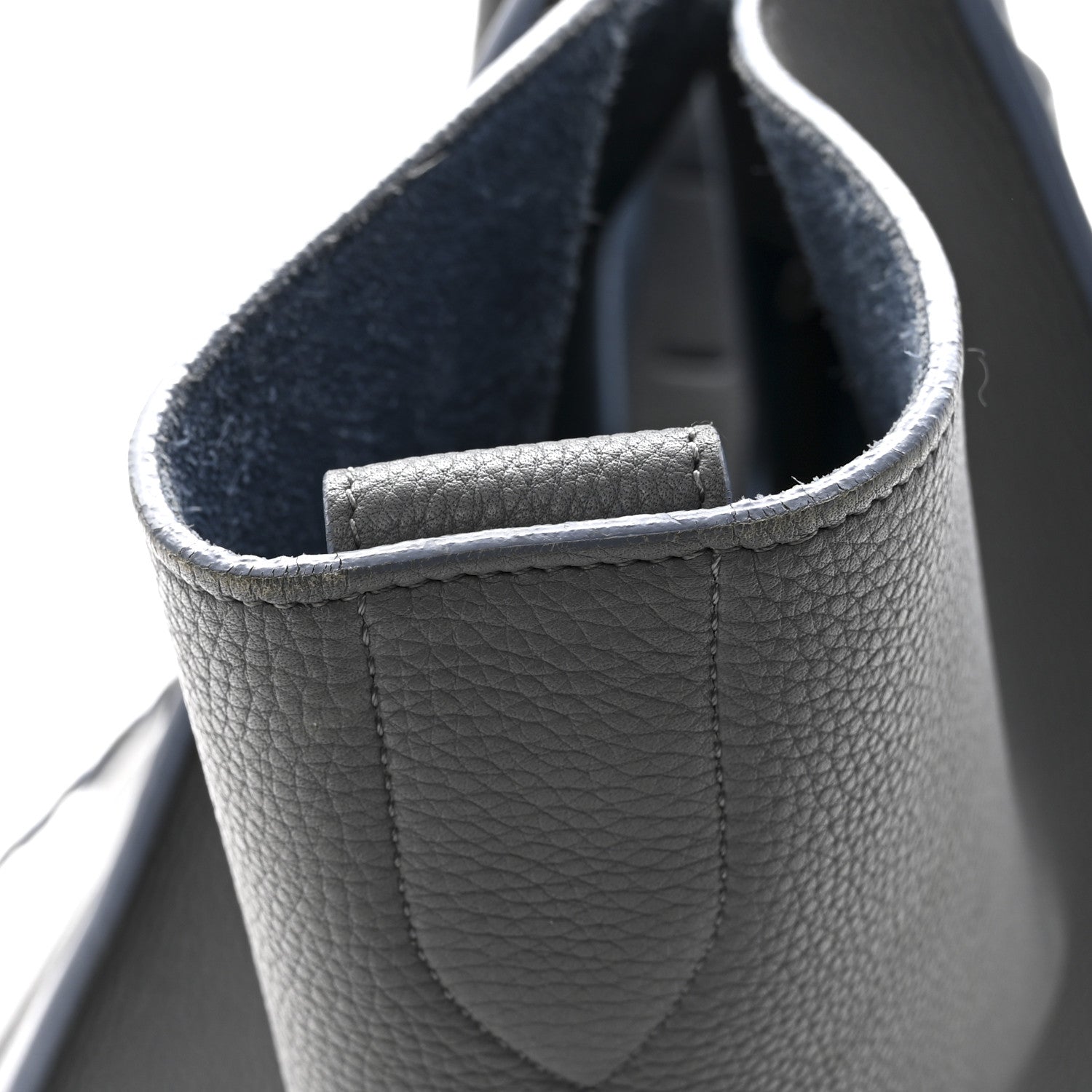 Baby Grained Calfskin Medium Phantom Luggage Kohl