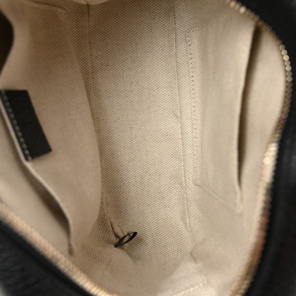 Pebbled Calfskin Small Soho Disco Bag Black