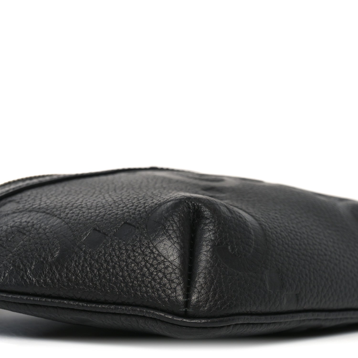 Piuma Calfskin Jumbo GG Embossed Small Belt Bag Black