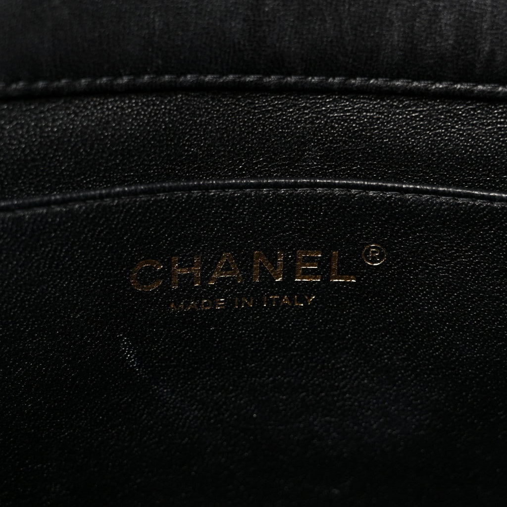 Lambskin Quilted Clutch With Chain Flap Black