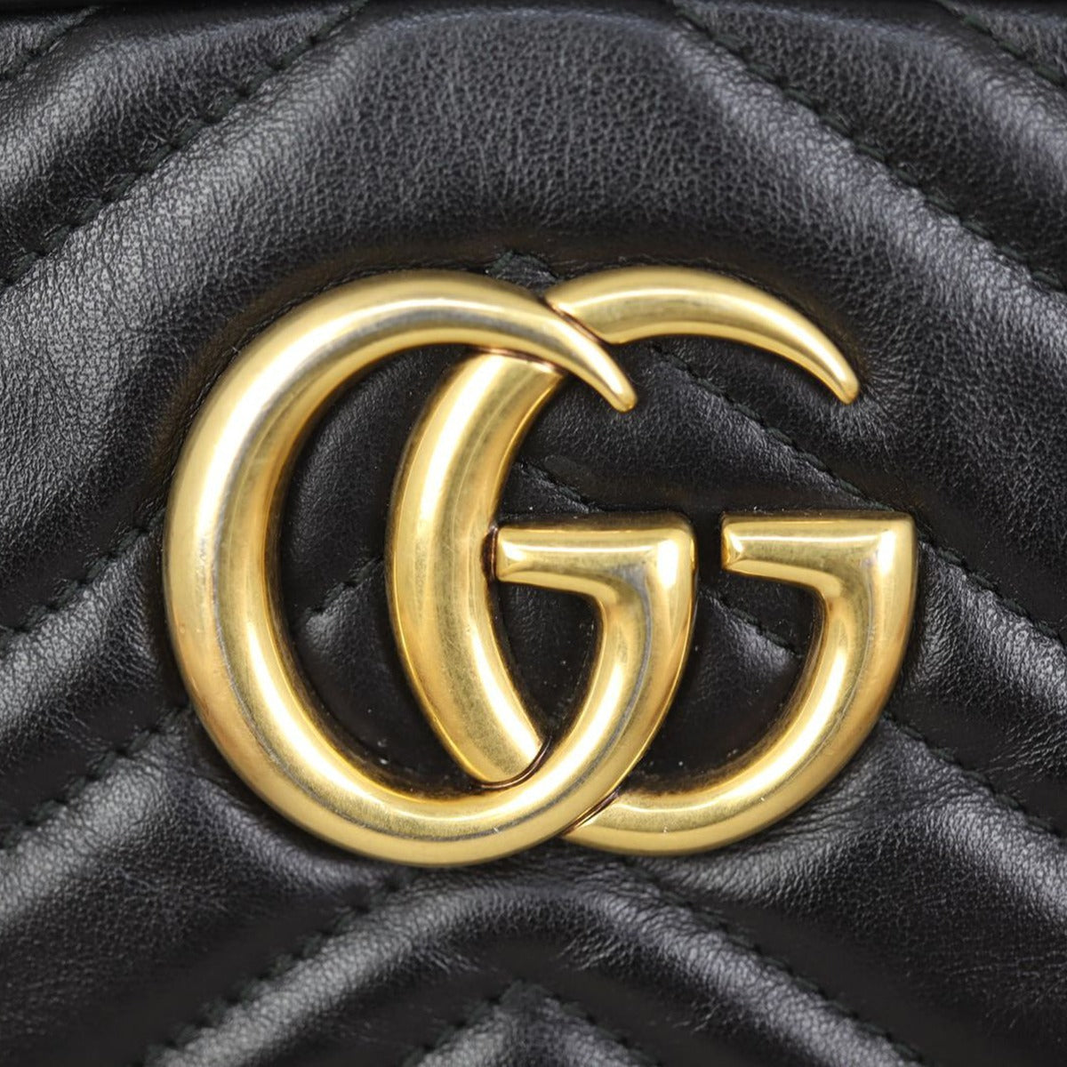 Gucci GG Marmont Small Camera Bag