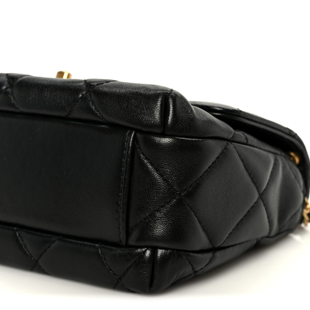 Shiny Lambskin Quilted Mini Pearl Logo Flap Black
