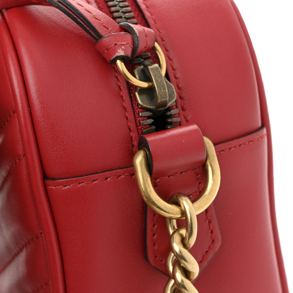 Calfskin Matelasse Small GG Marmont Chain Shoulder Bag Hibiscus Red