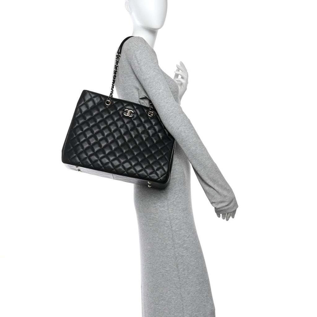 Caviar Quilted Large Shopping Tote Black