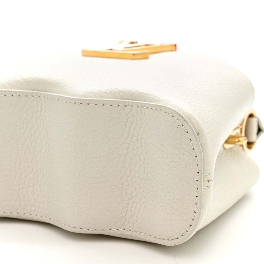 Taurillon Capucines Capushell Mini White