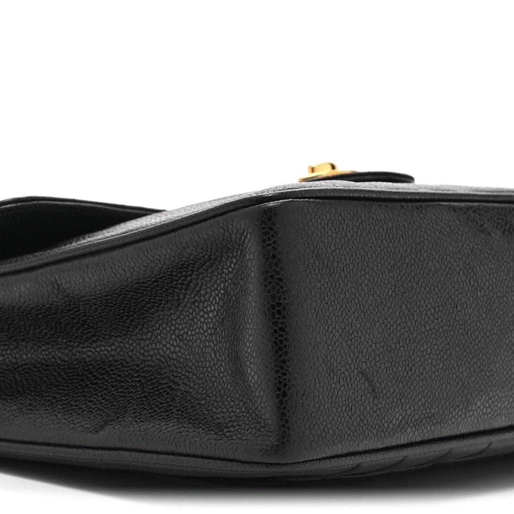 Caviar Vertical Quilted Jumbo Single Flap Black