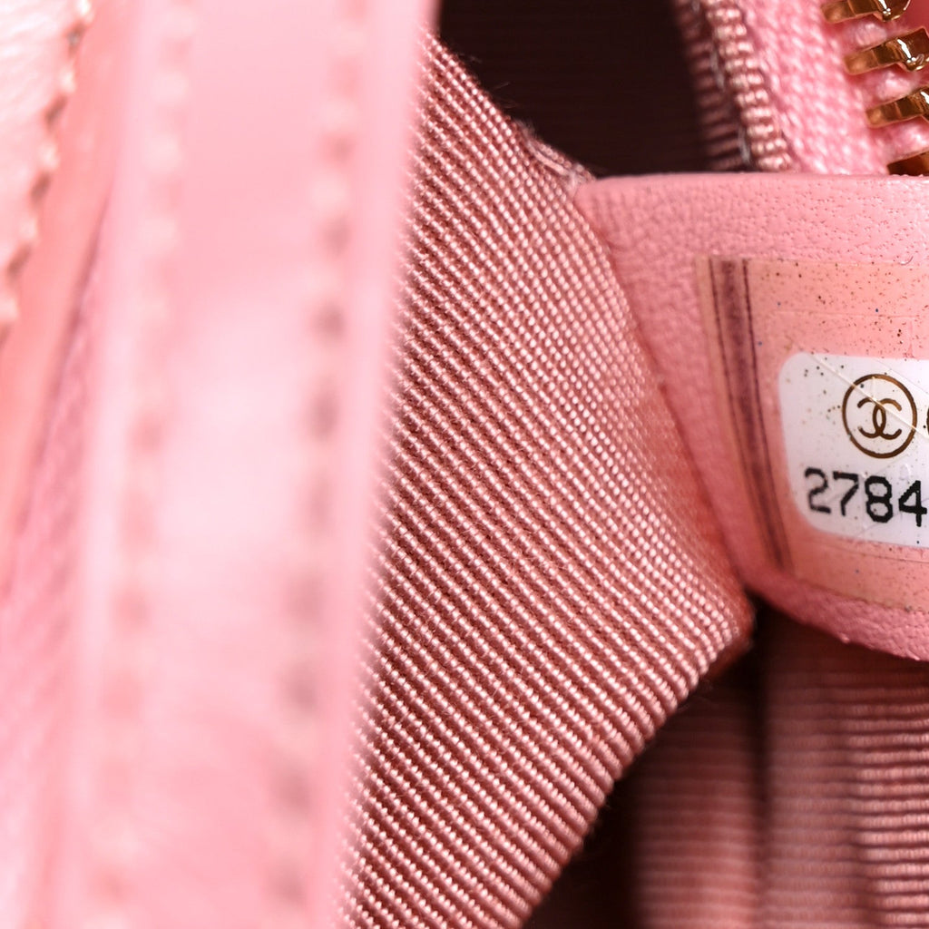 Aged Calfskin Quilted Small Gabrielle Hobo Pink