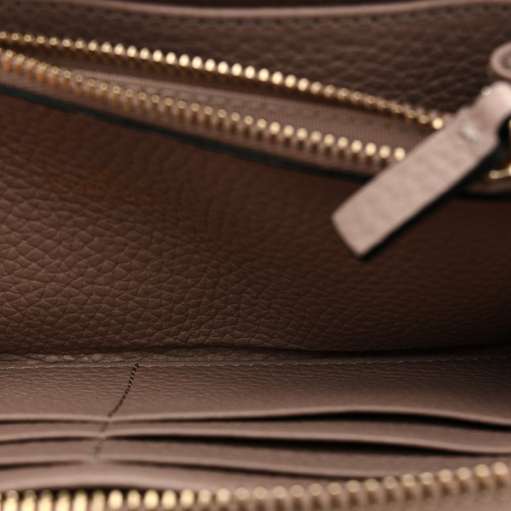 Pebbled Calfskin Rockstud Zip Around Wallet Poudre