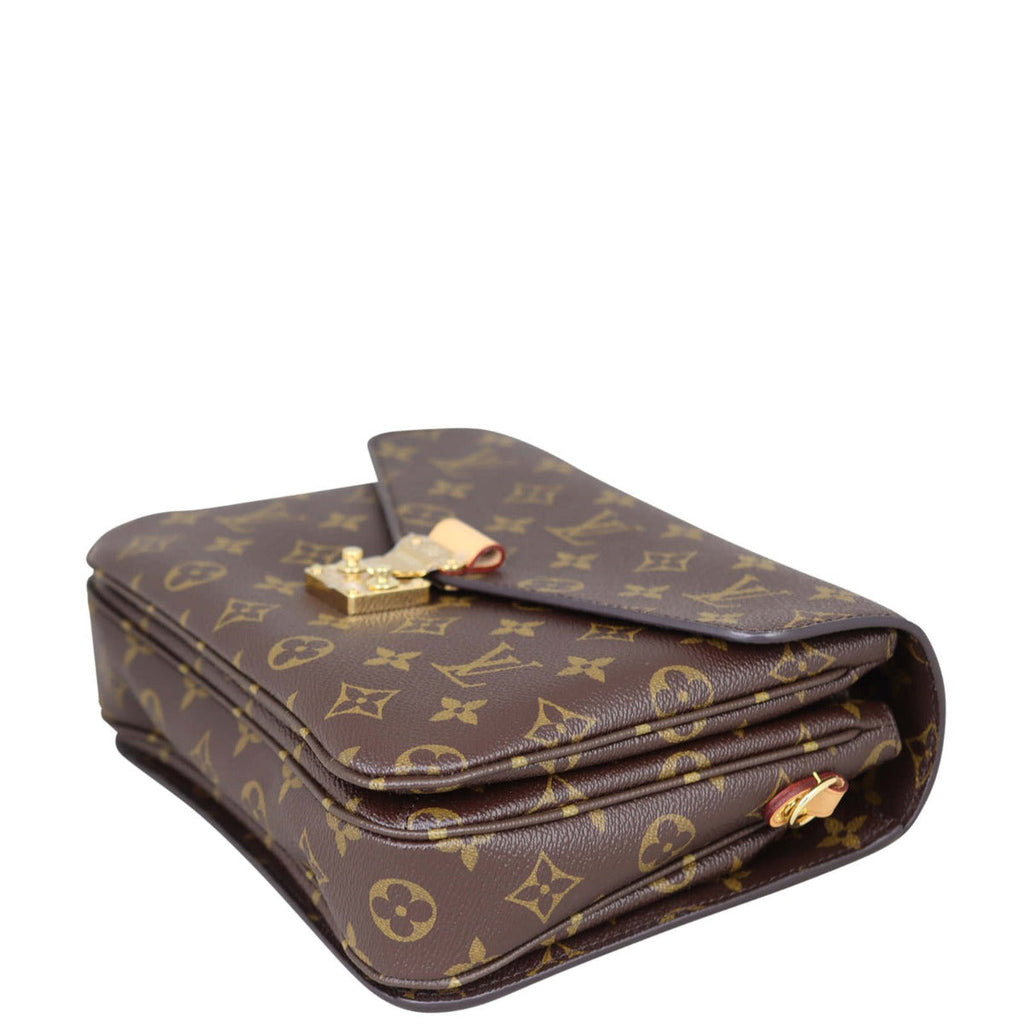 Louis Vuitton Pochette Metis Monogram