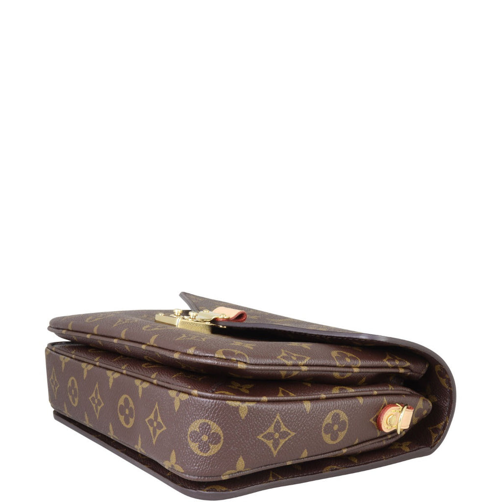 Louis Vuitton Pochette Metis Monogram