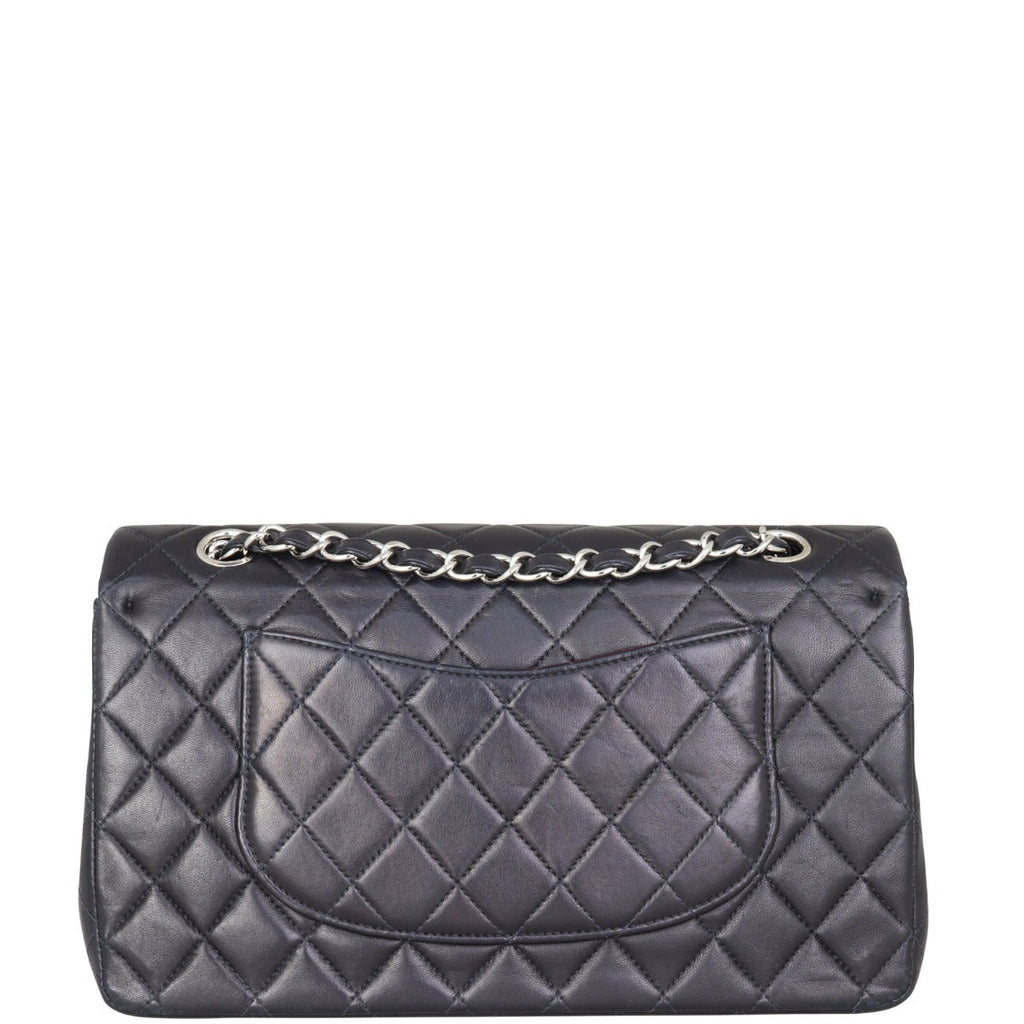 Chanel Classic Double Flap Medium | 7 Series