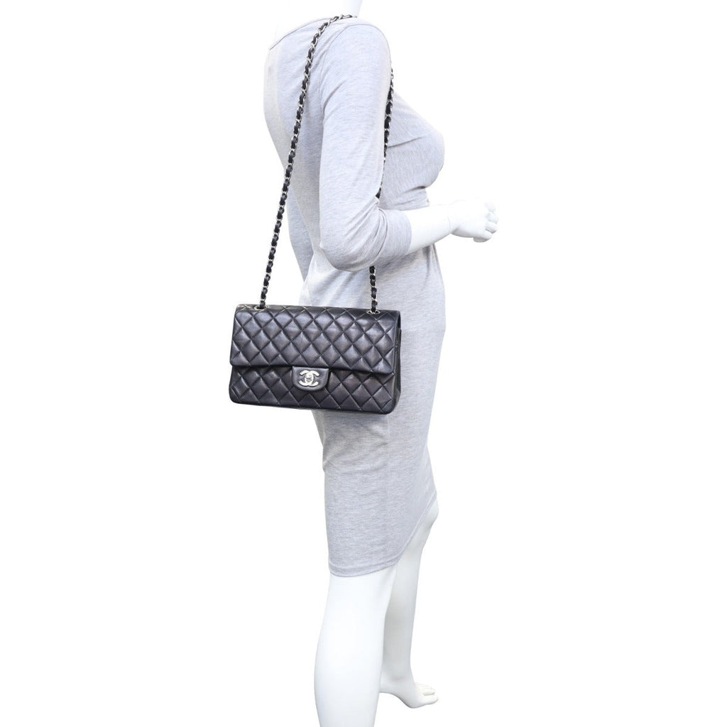 Chanel Classic Double Flap Medium | 7 Series