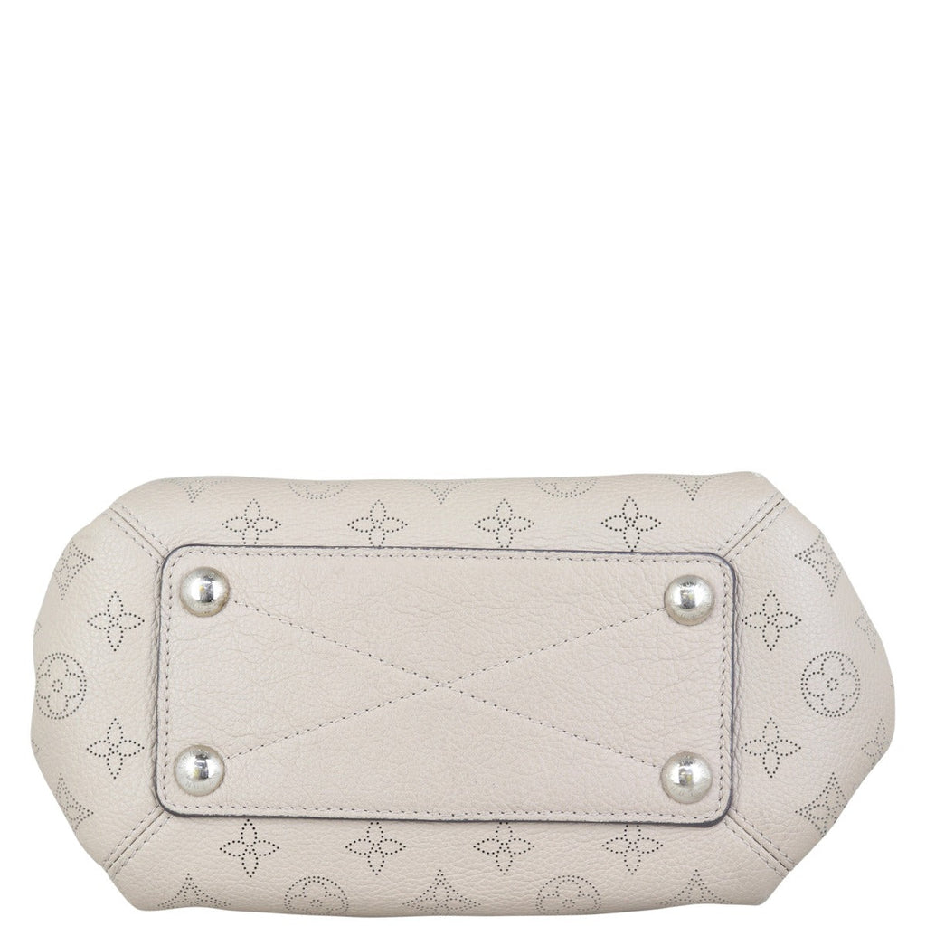Louis Vuitton Babylone Chain BB Mahina