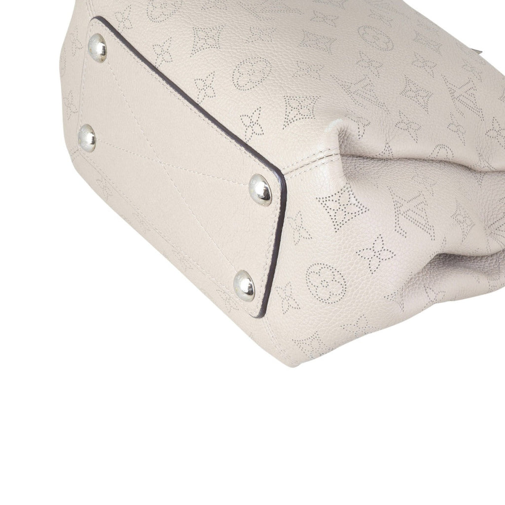 Louis Vuitton Babylone Chain BB Mahina