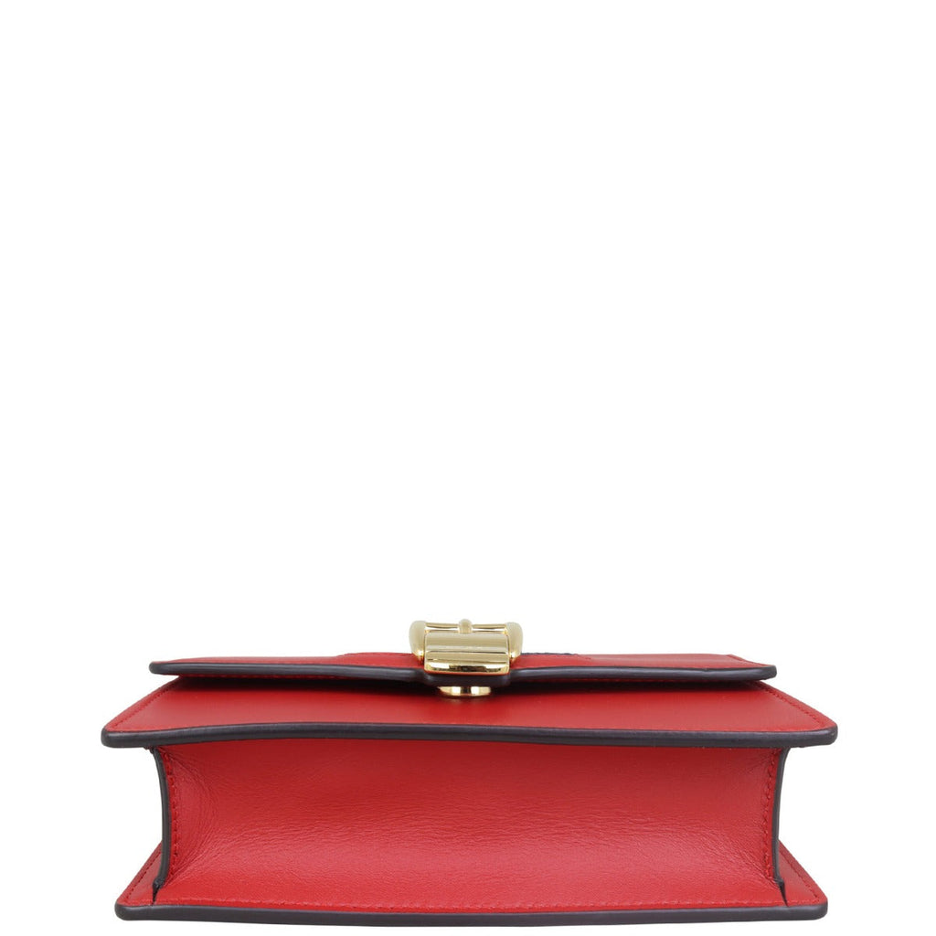 Gucci Sylvie Super Mini Bag