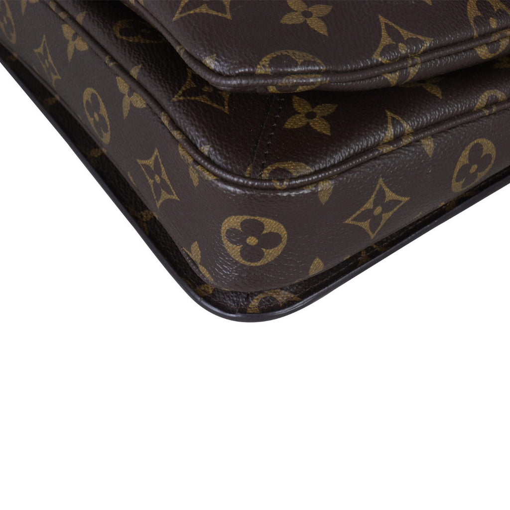 Louis Vuitton Pochette Metis Monogram