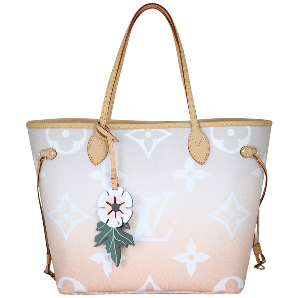 Louis Vuitton Neverfull MM Monogram Giant By the Pool