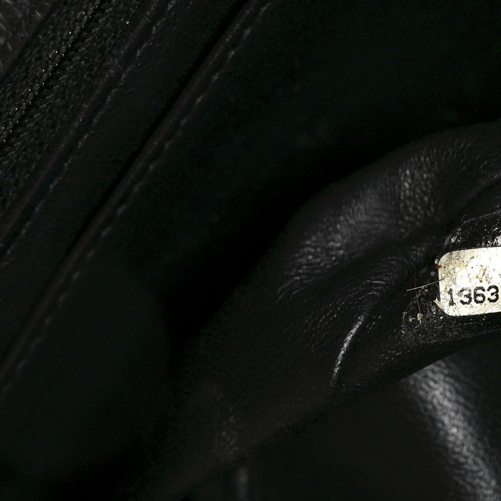 Caviar Quilted Jumbo Single Flap Black
