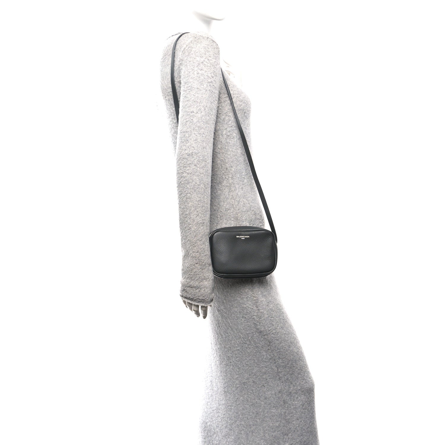 Calfskin Logo XS Everyday Camera Bag Gris Fossile