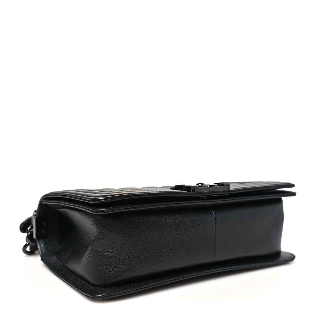 Caviar Quilted Medium Boy Flap So Black