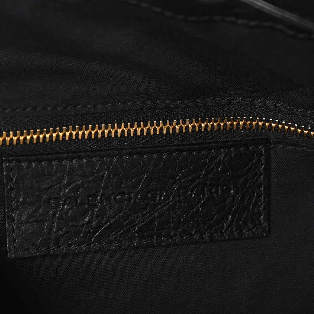 Agneau Giant 12 Gold Hardware Mini Pompon Black