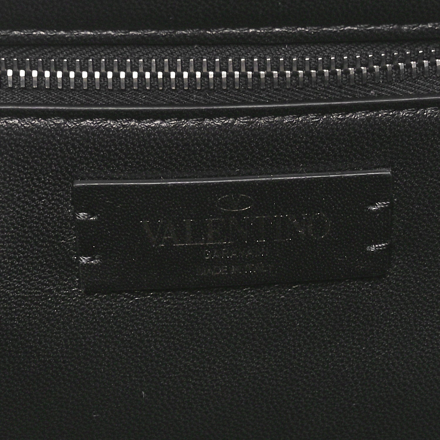 Nappa Monochrome Large Roman Stud Shoulder Bag Black