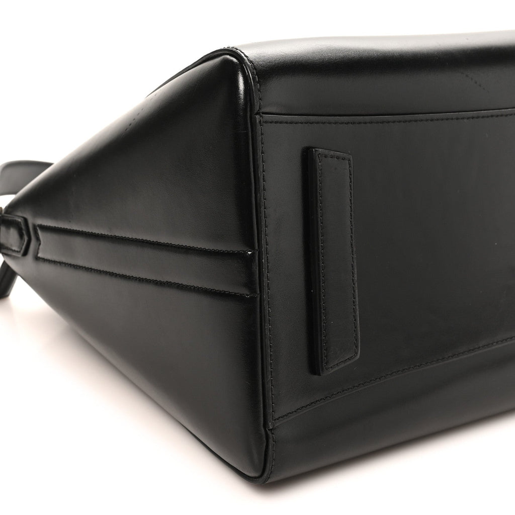 Shiny Lord Calfskin Medium Antigona Black