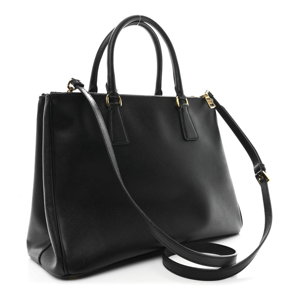 Saffiano Lux Medium Galleria Double Zip Black Black
