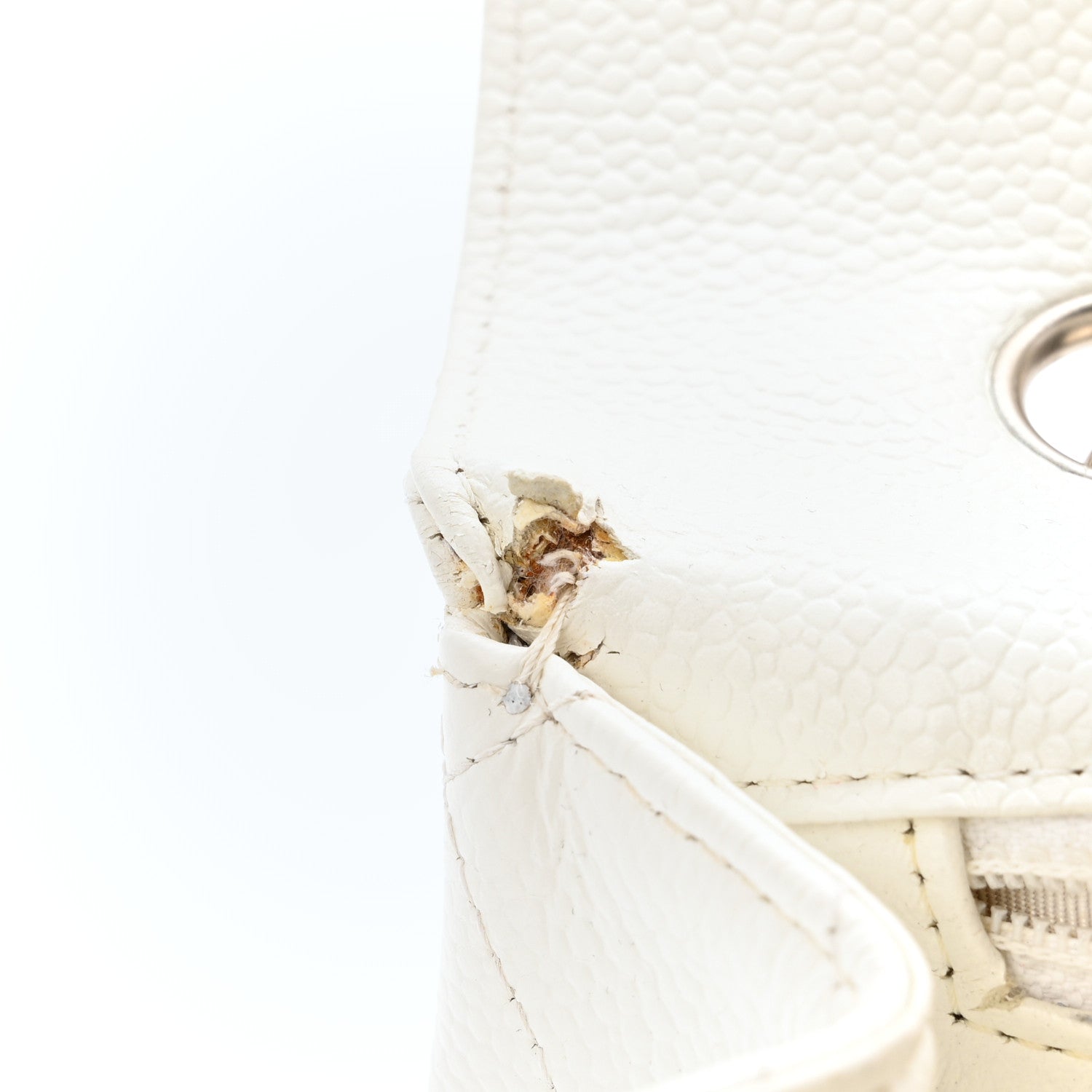 Caviar Quilted Jumbo Single Flap White