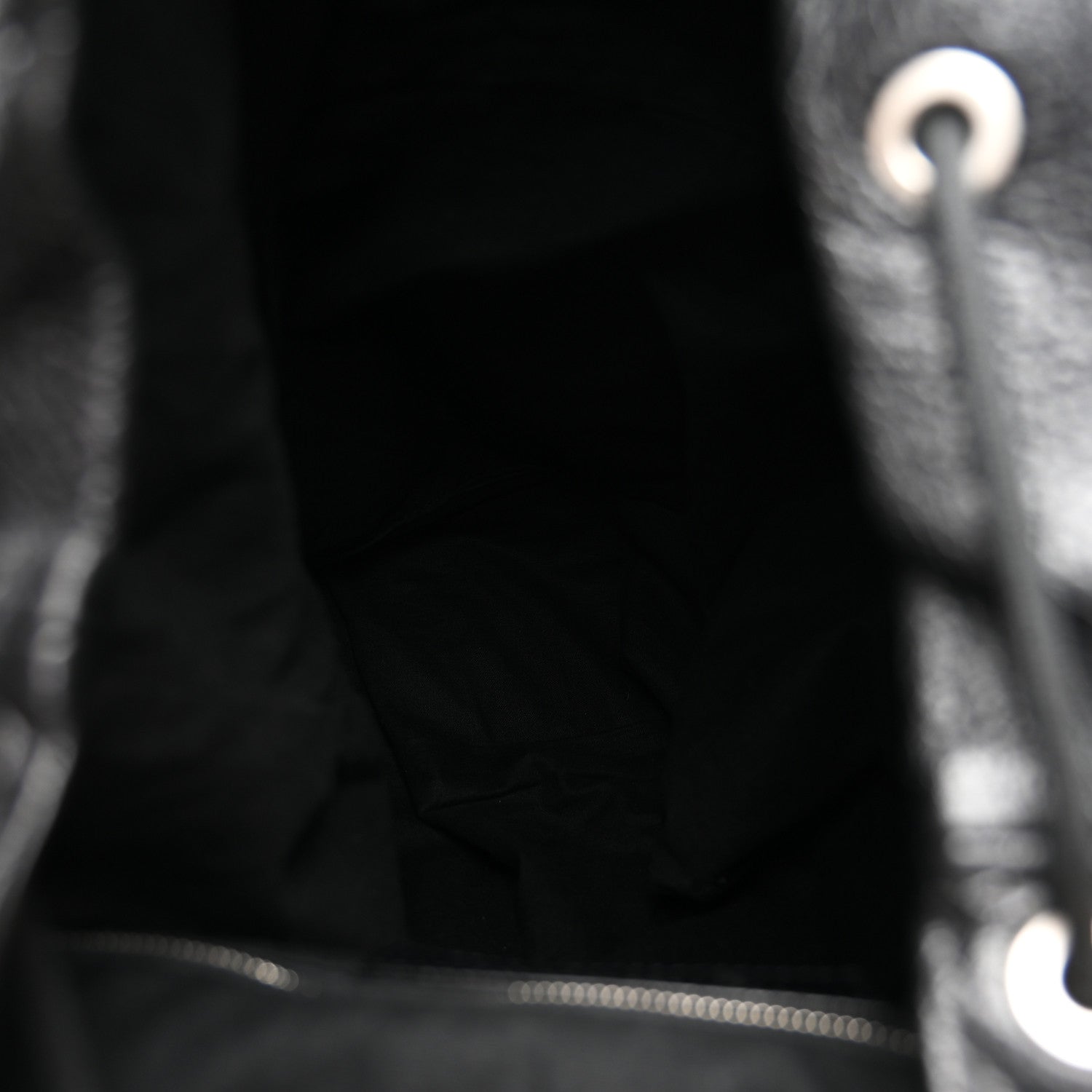 Agneau Giant 12 Silver Hardware S Traveler Backpack Black