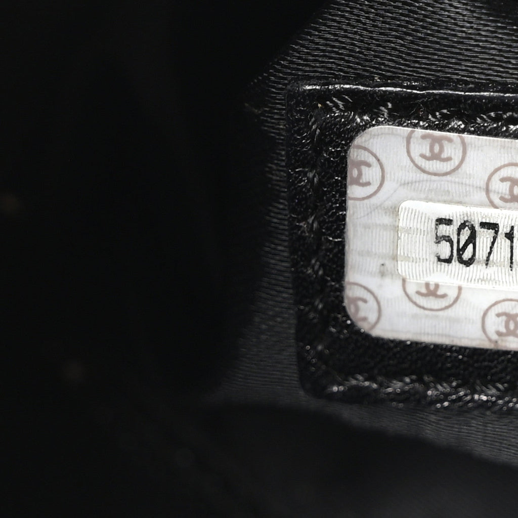 Caviar Flap Shoulder Bag Black