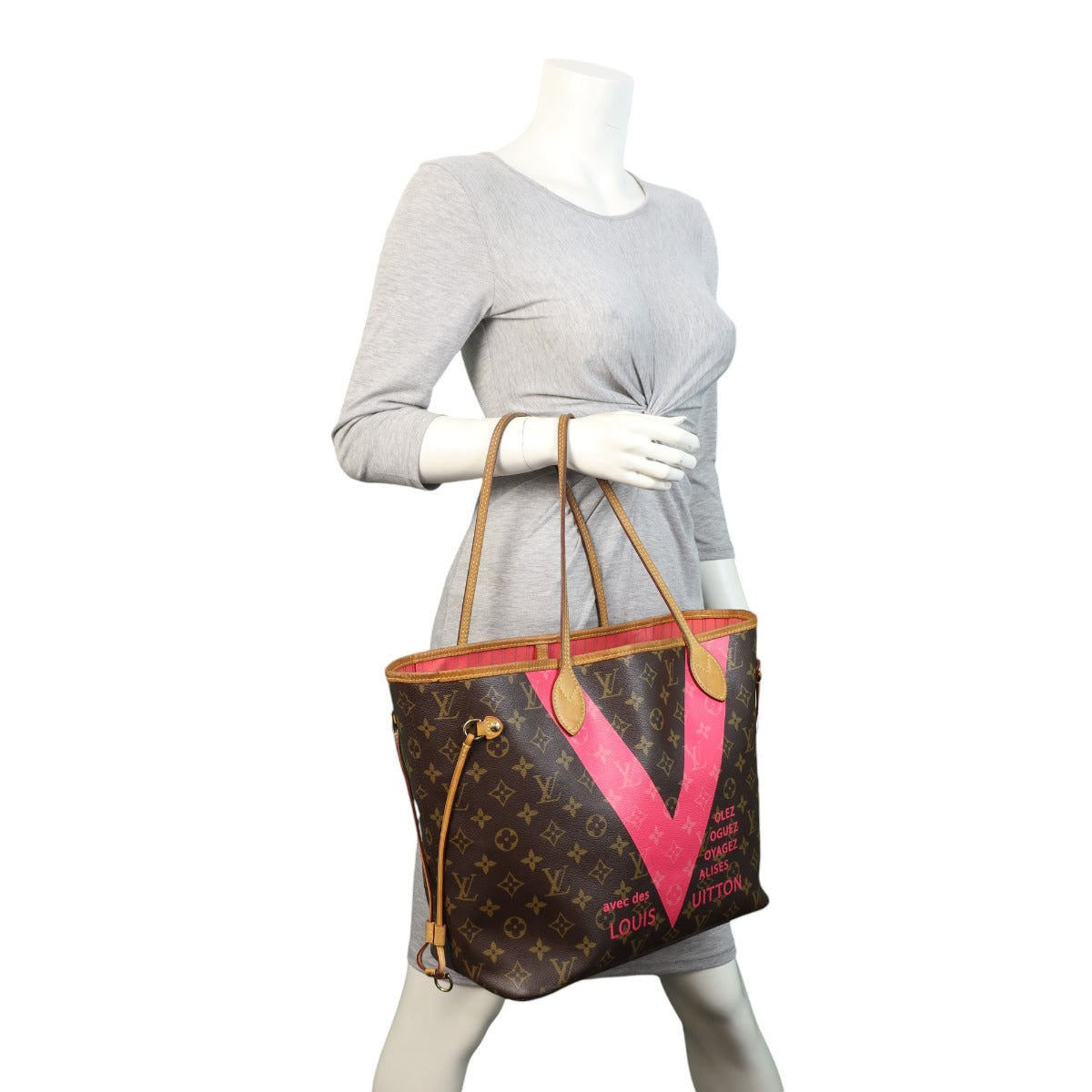 Louis Vuitton Neverfull MM Monogram V