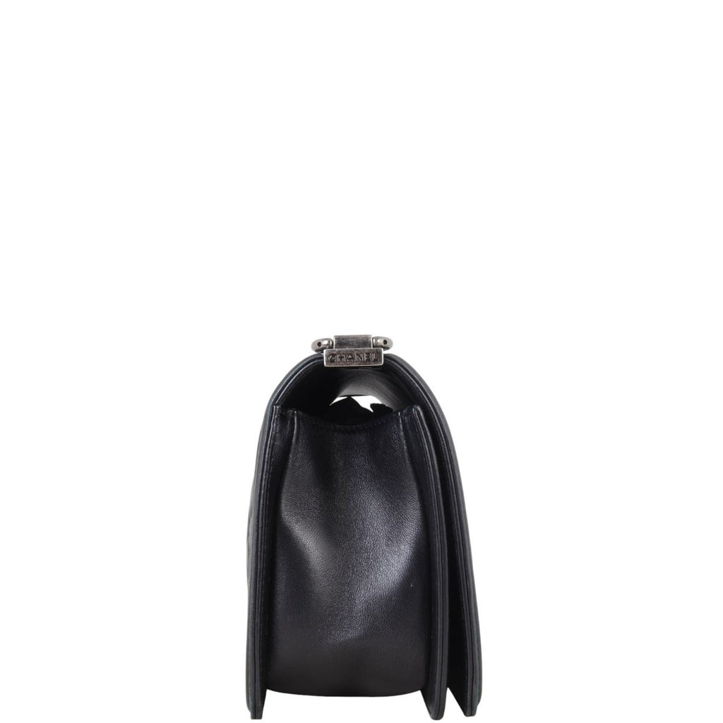 Chanel Boy Old Medium