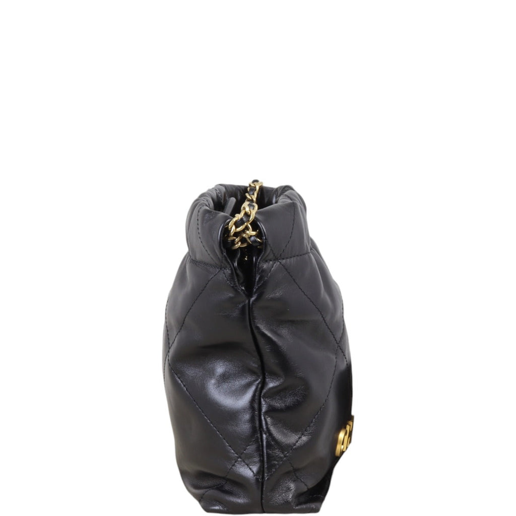 Chanel 22 Hobo Mini