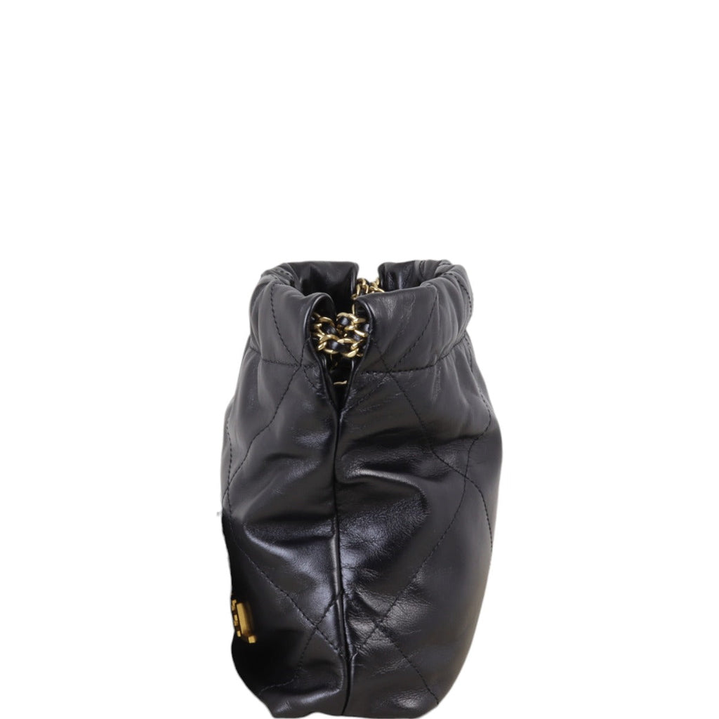 Chanel 22 Hobo Mini