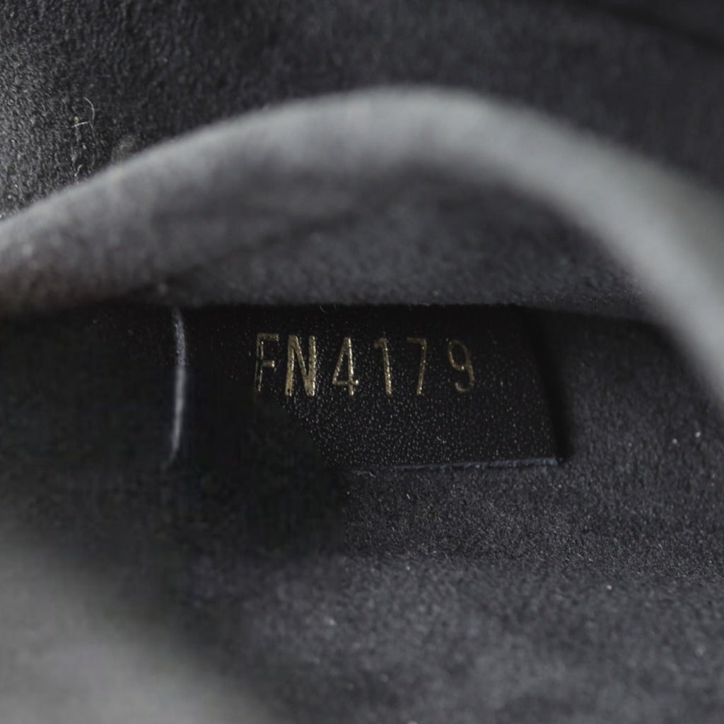 Louis Vuitton New Wave MM Chain Bag