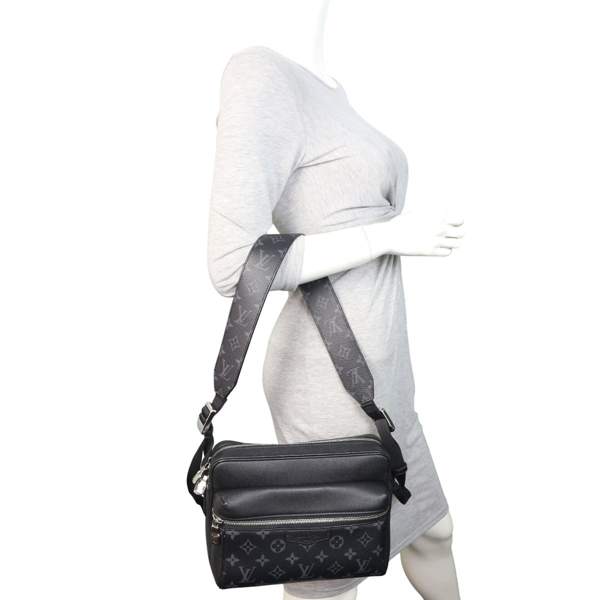 Louis Vuitton Outdoor Messenger Monogram Eclipse