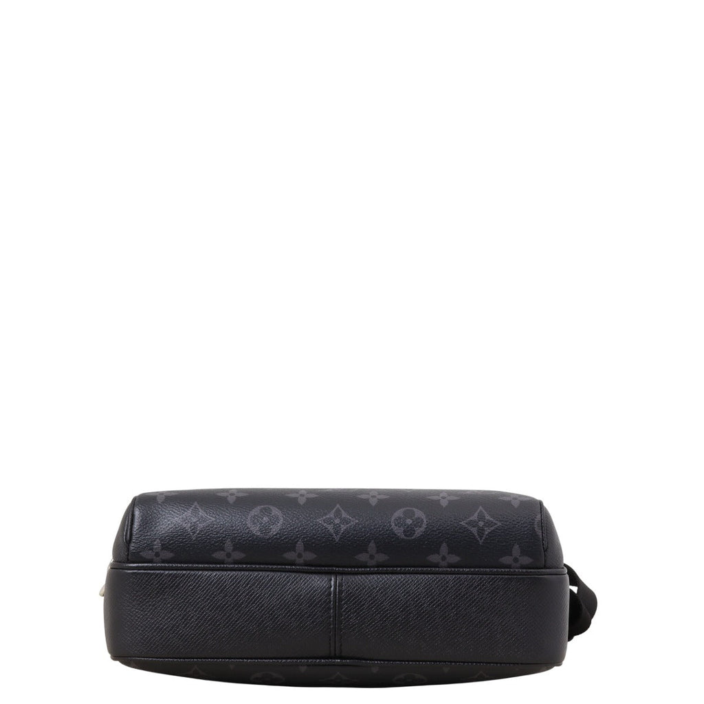 Louis Vuitton Outdoor Messenger Monogram Eclipse