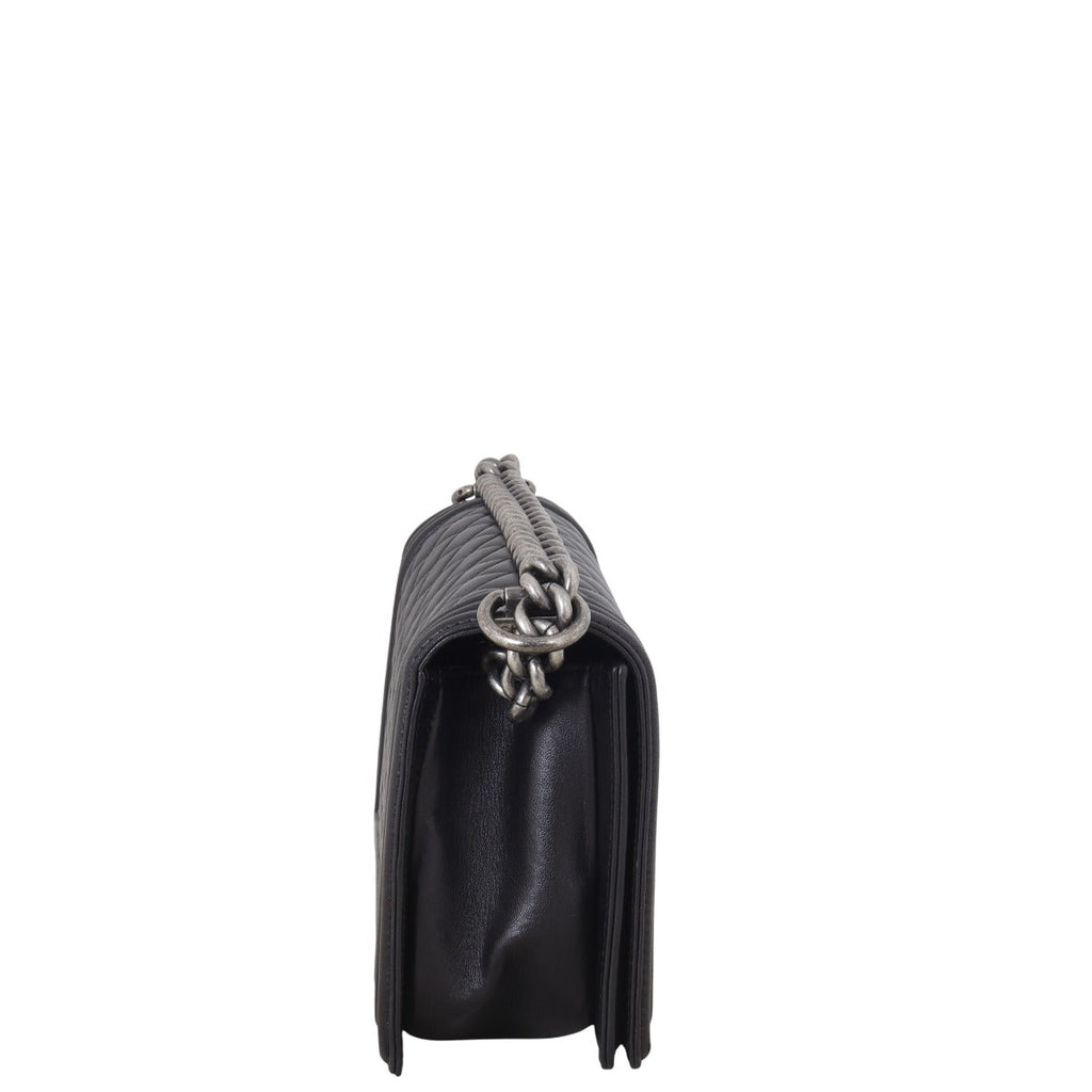 Chanel Boy Old Medium