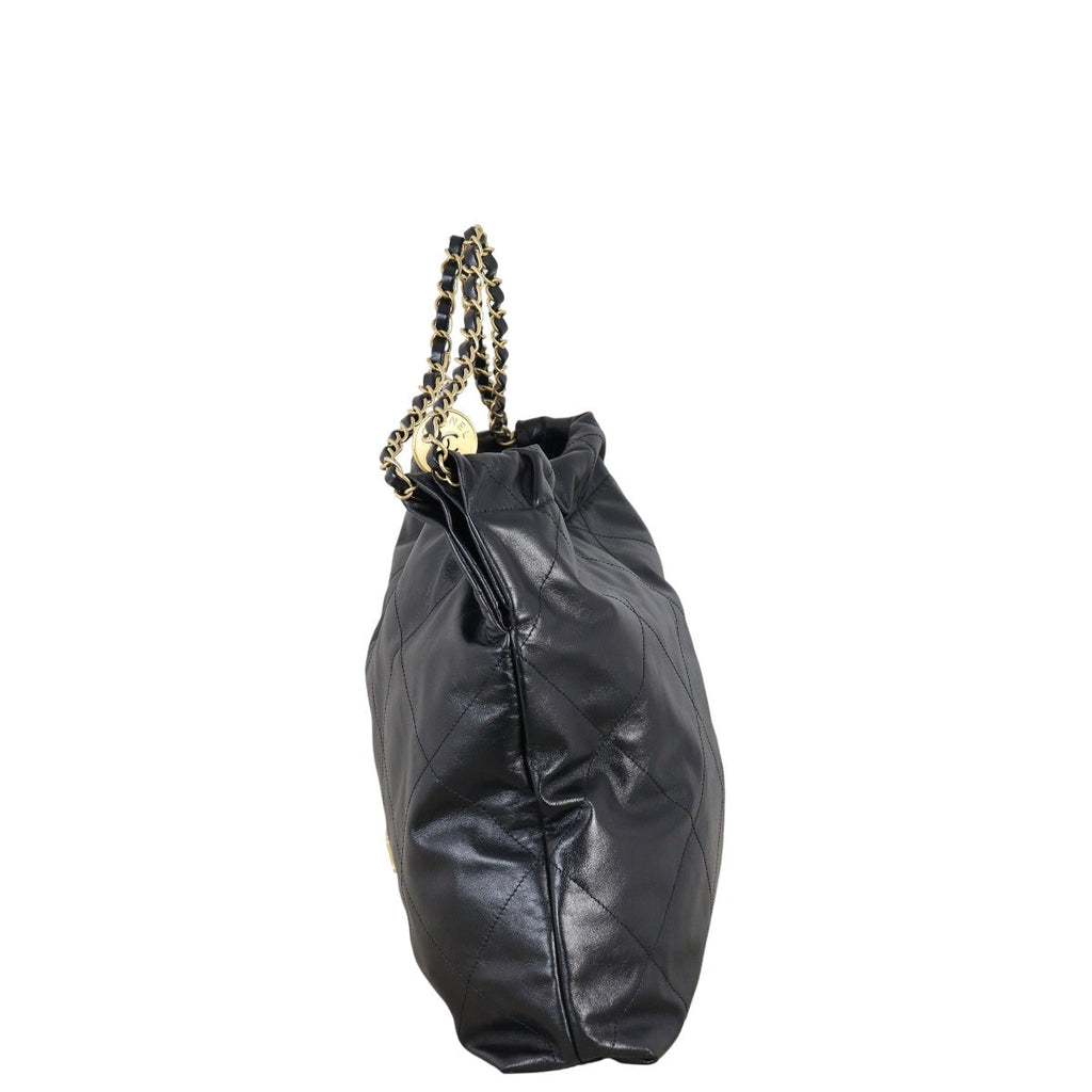 Chanel 22 Hobo Medium