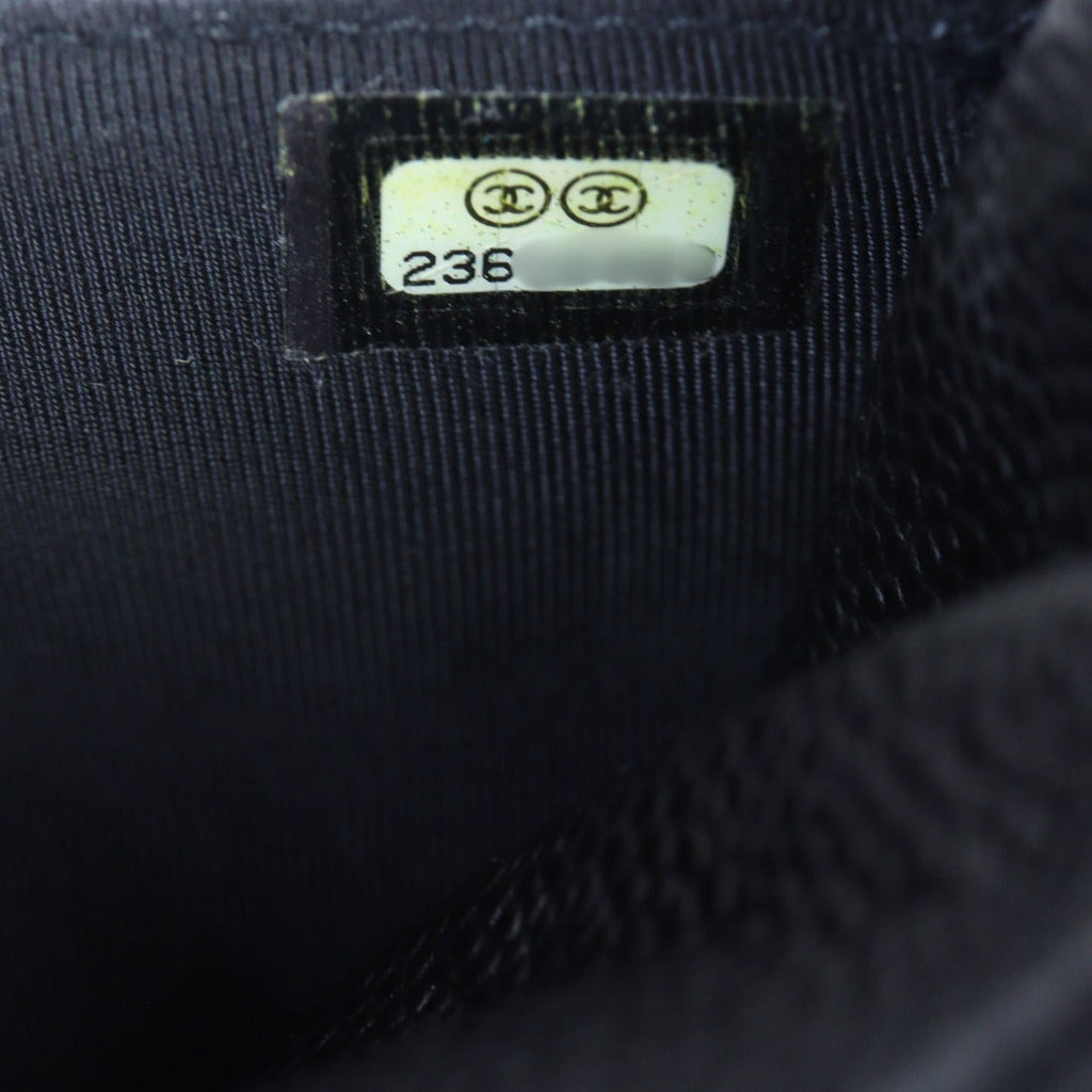 Chanel Classic Wallet on Chain