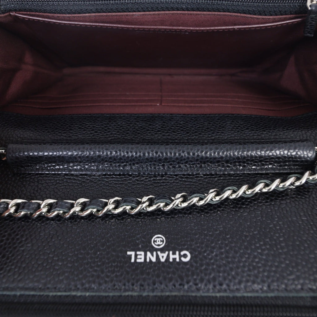 Chanel Classic Wallet on Chain