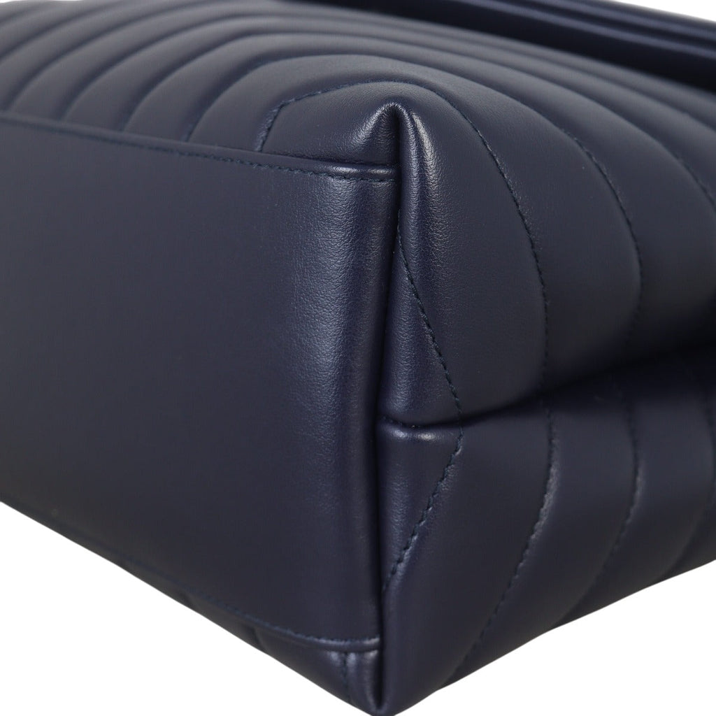 Saint Laurent Loulou Medium