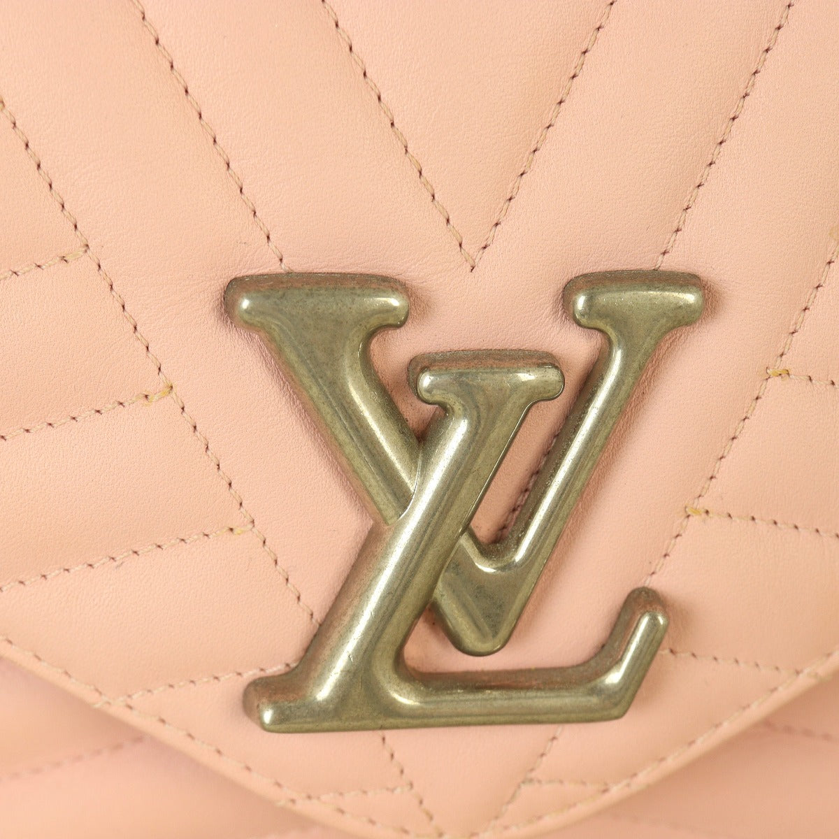 Louis Vuitton New Wave MM Chain Bag